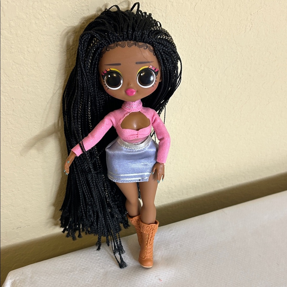 LOL O.M.G. World Travel Sunset Fashion Doll.